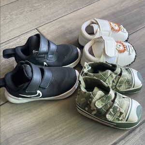 Baby shoes bundle